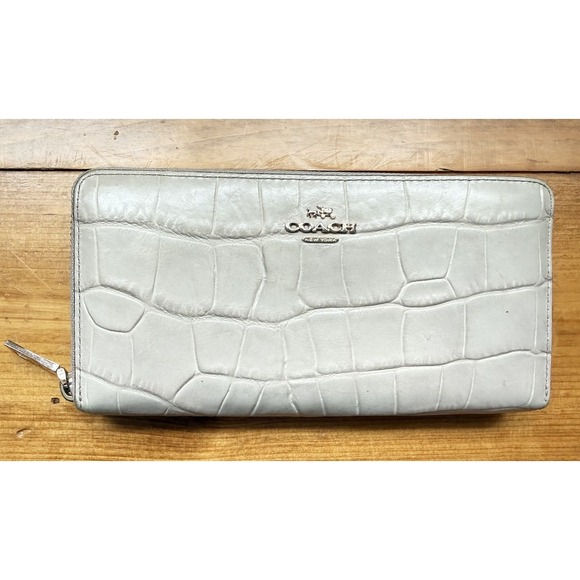 Coach Handbags - Vintage COACH Leather Wallet Taupe/ Warm Gray Crocodile Gator Embossed Long Zip